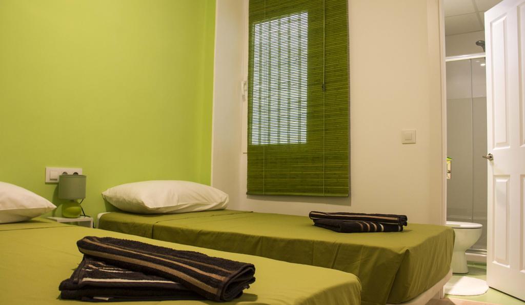 ולנסיה Colors Rooms חדר תמונה