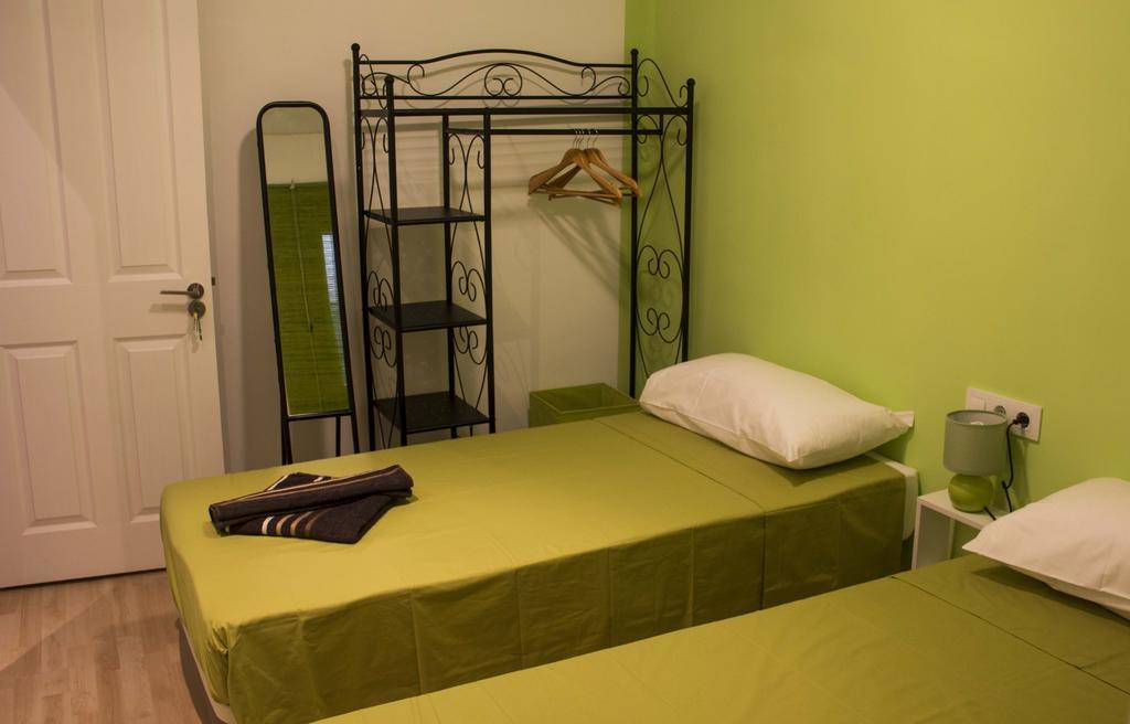 ולנסיה Colors Rooms חדר תמונה